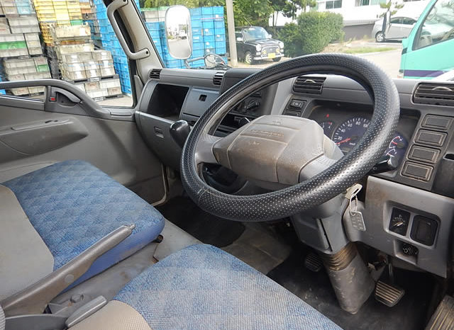 2006 MITSUBISHI Canter full