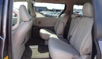 2013 Toyota Sienna XLE full