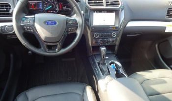 New 2017 Ford Explorer XLT full