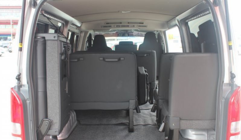 2016 Toyota Hiace 2.7L D4D full