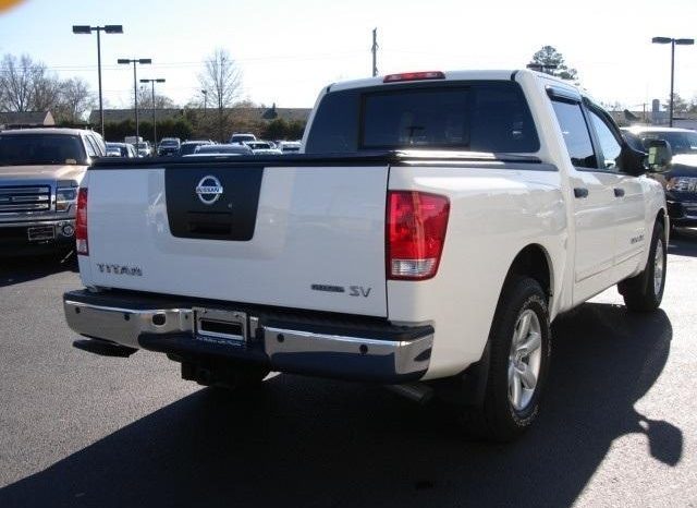 2012 Nissan Titan SV full