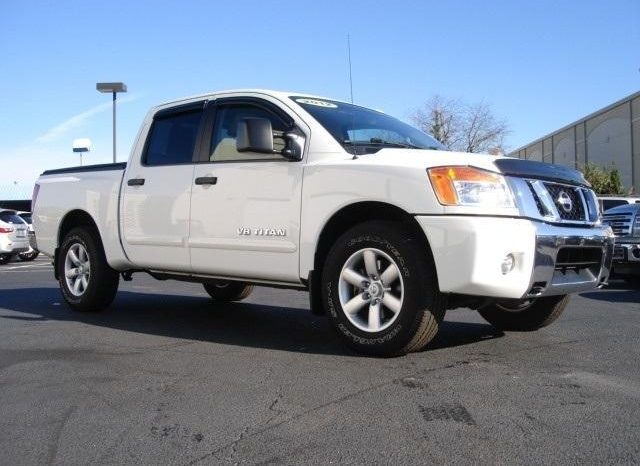 2012 Nissan Titan SV full