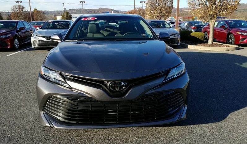 New 2018 Toyota Camry LE full