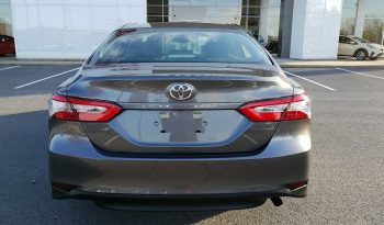 New 2018 Toyota Camry LE full