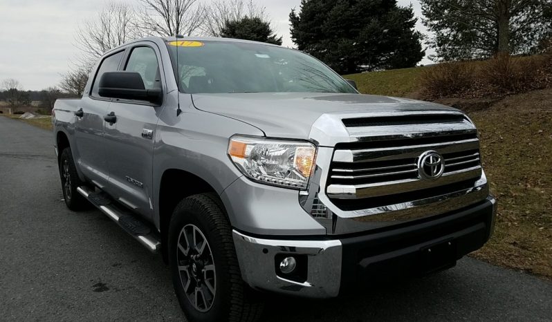 2017 Toyota Tundra SR5 Double Cab full