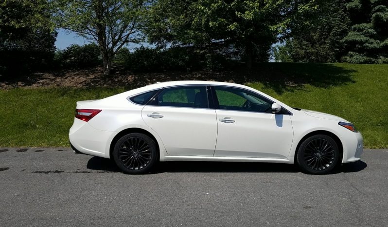 2016 Toyota Avalon Touring full