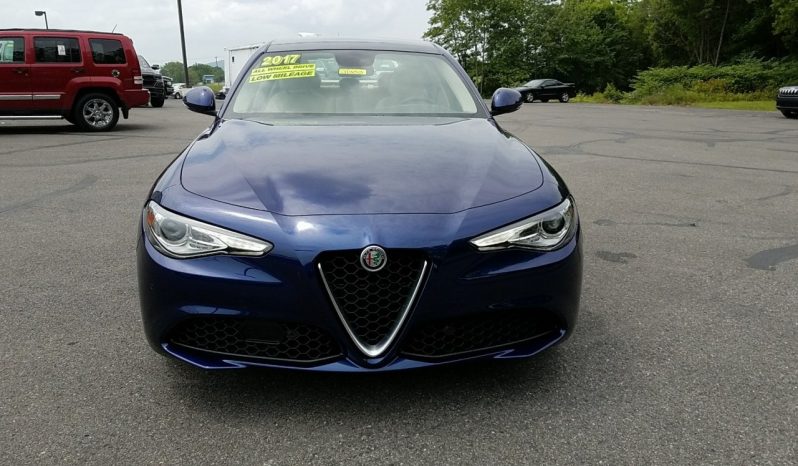 2017 Alfa Romeo Giulia Ti full