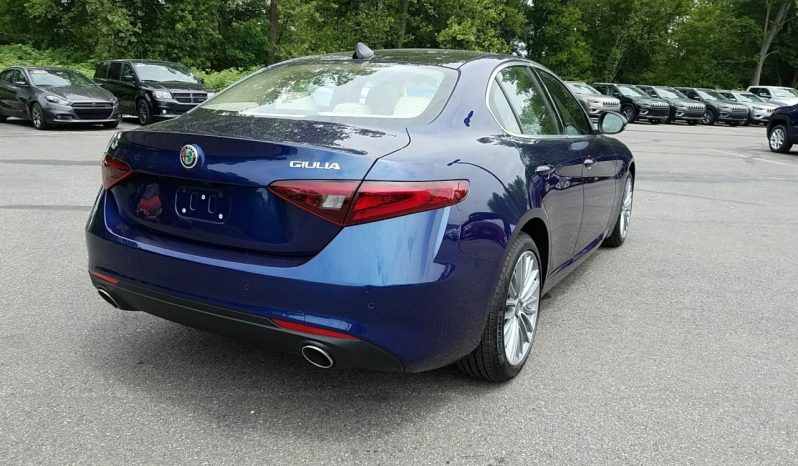 2017 Alfa Romeo Giulia Ti full