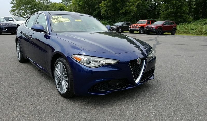 2017 Alfa Romeo Giulia Ti full