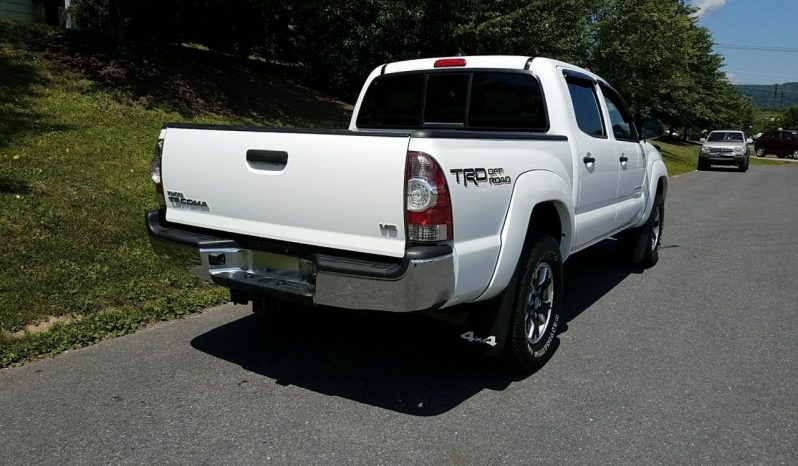 2015 Toyota Tacoma TRD Off Road full