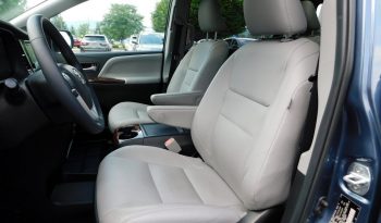 2017 Toyota Sienna Limited Premium full