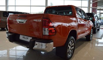 New 2019 Toyota Hilux 2.4L full