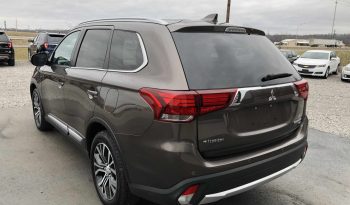 2018 Mitsubishi Outlander SE full