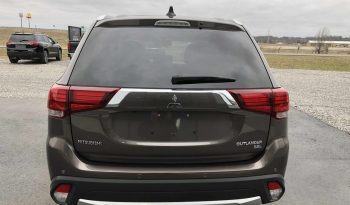 2018 Mitsubishi Outlander SE full