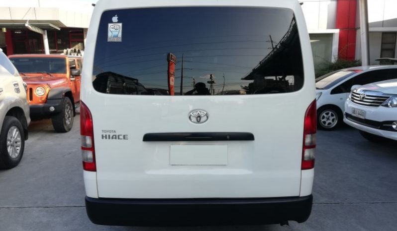 2016 Toyota Hiace 2.5 L Turbo Diesel full