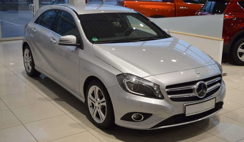 2016 Mercedes-Benz A180 1.6L Hatchback full