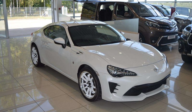 2017 Toyota GT86 2.0L Coupe RWD Manual full