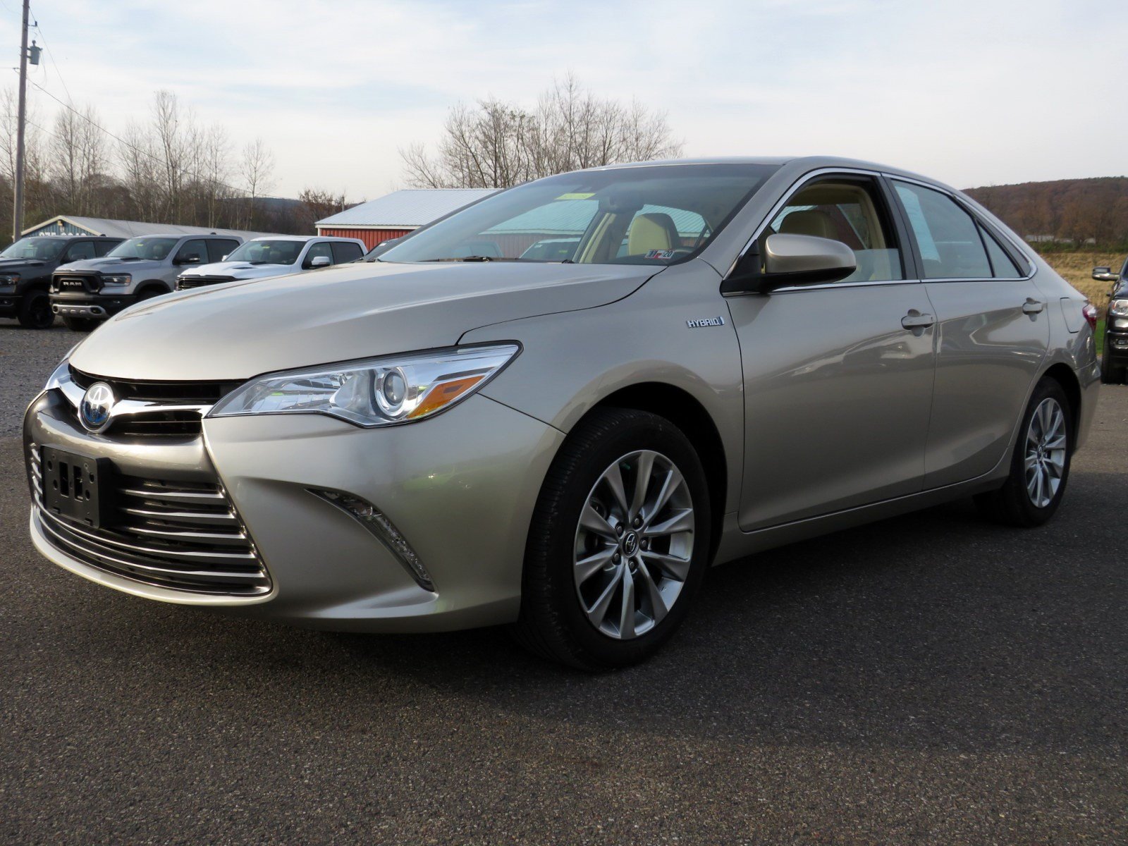 Toyota Camry Hybrid Xle 2024