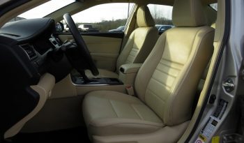 2016 Toyota Camry Hybrid XLE 2.5L Sedan full