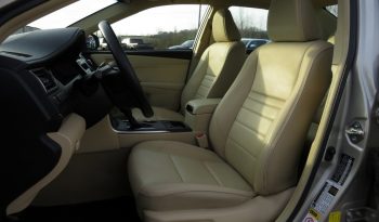 2016 Toyota Camry Hybrid XLE 2.5L Sedan full