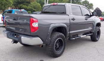 2016 Toyota Tundra SR5 CrewMax 5.7L V8 4WD Truck full