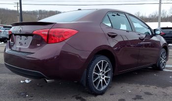 2017 Toyota Corolla SE Sedan 1.8L 4-Cyl full