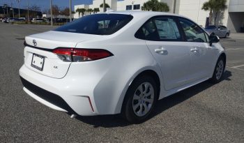 New 2022 Toyota Corolla LE 1.8L Sedan full