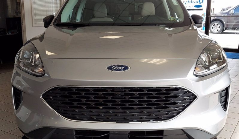 New 2022 Ford Escape SE SUV 1.5L AWD full