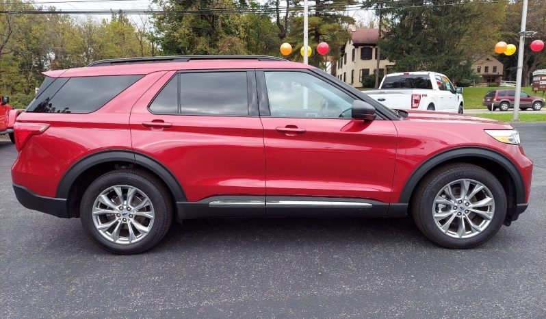 2021 Ford Explorer XLT 4WD full