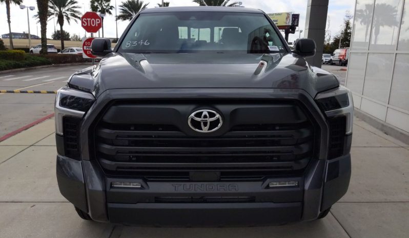 New 2022 Toyota Tundra SR5 3.5L 4WD DC full