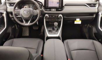 New 2022 Toyota RAV4 Premium 2.5L Silver full