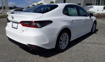 NEW 2022 Toyota Camry LE 2.5L FWD full