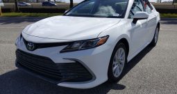 NEW 2022 Toyota Camry LE 2.5L FWD