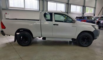Used 2017 Toyota Hilux 2.4L Extended Cab Manual full