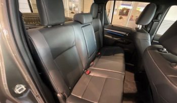 New 2022 Toyota Hilux DC Invincible 2.8 4WD full
