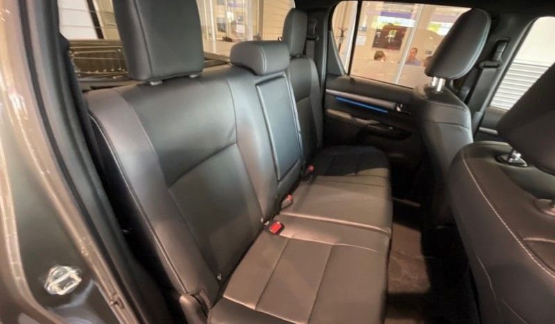 New 2022 Toyota Hilux DC Invincible 2.8 4WD full