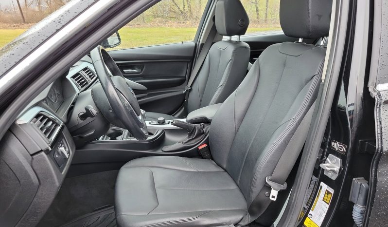 2015 BMW 3 Series 335i xDrive 3.0L AWD full