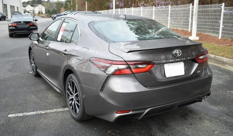 New 2023 Toyota Camry SE 2.5L AWD full