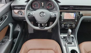 Used 2022 Volkswagen Passat 2.0L Limited Edition full