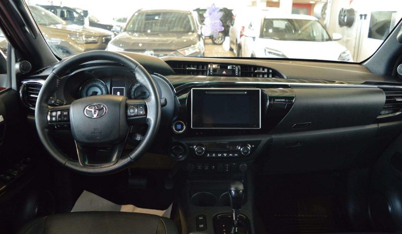 Used 2019 Toyota Hilux 2.4L DC 4-Cyl full