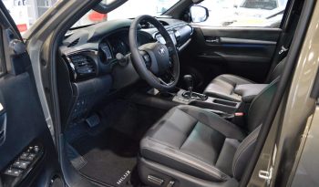 2023 Toyota Hilux 2.8L Double Cab full