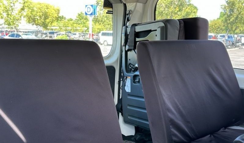 2019 Toyota Hiace Deluxe Commuter Van 3.5L full