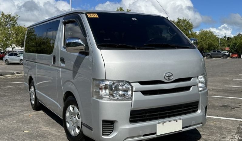 2020 Toyota Hiace Commuter Van 2.8L full