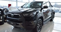 New 2024 Toyota Hilux 2.8L AT