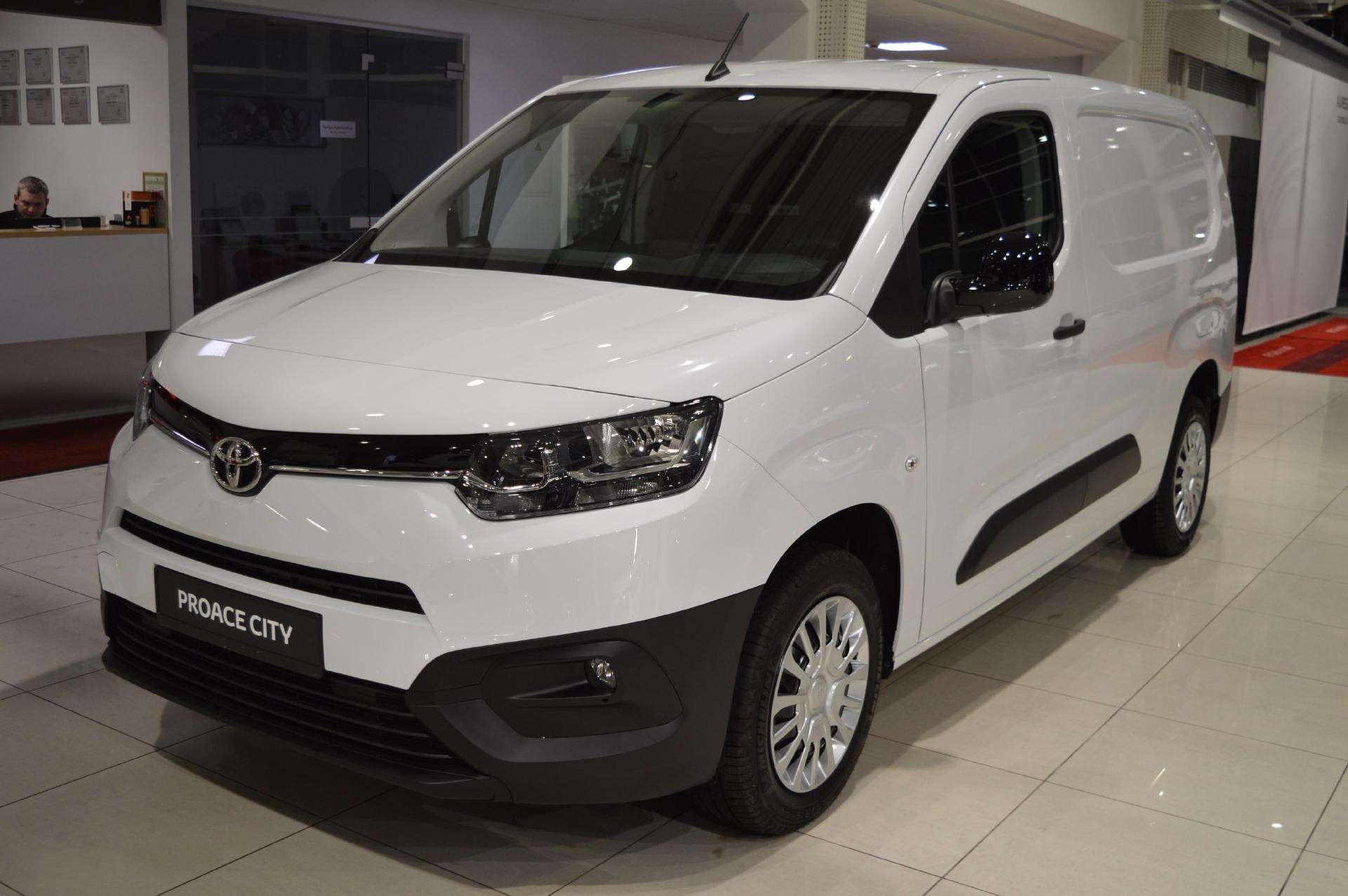 New 2024 Toyota Proace City 1 5L Cargo Van ECE Motors