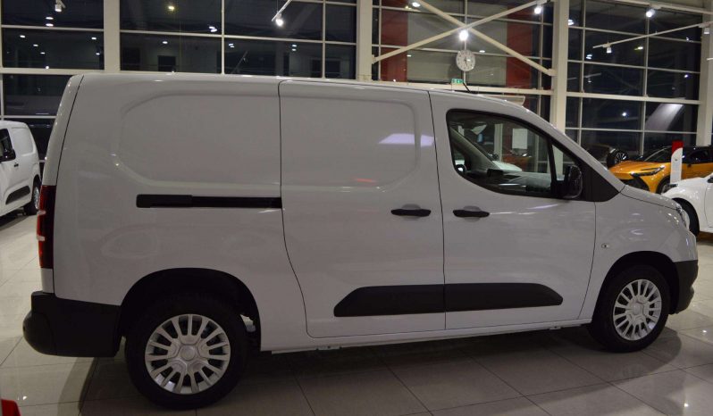 New 2024 Toyota Proace City 1.5L Cargo Van full