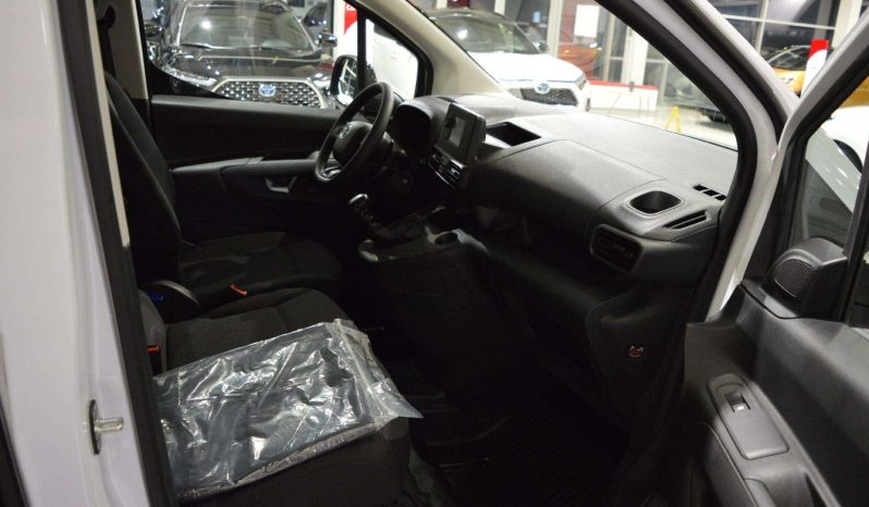 New 2024 Toyota Proace City 1.5L Cargo Van full