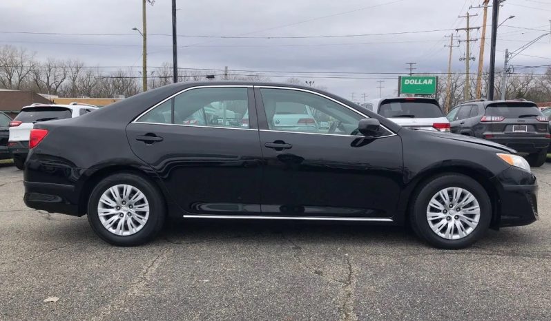 2014 Toyota Camry LE 2.5L 4-Cyl full