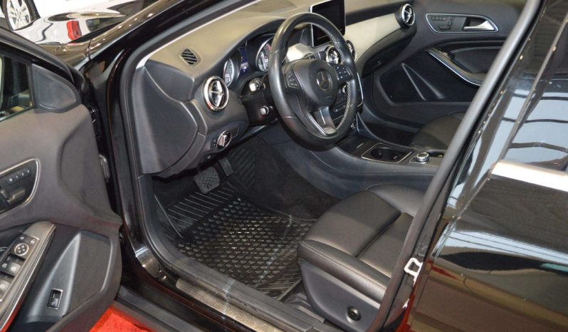 2017 Mercedes-Benz GLA-Class GLA250 full
