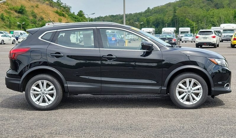 2019 Nissan Rogue Sport SV 4-cyl full